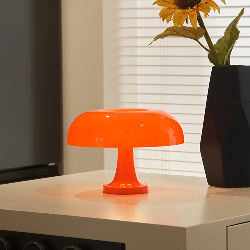 Guisel storsvamp Orange scandinavian table lamp